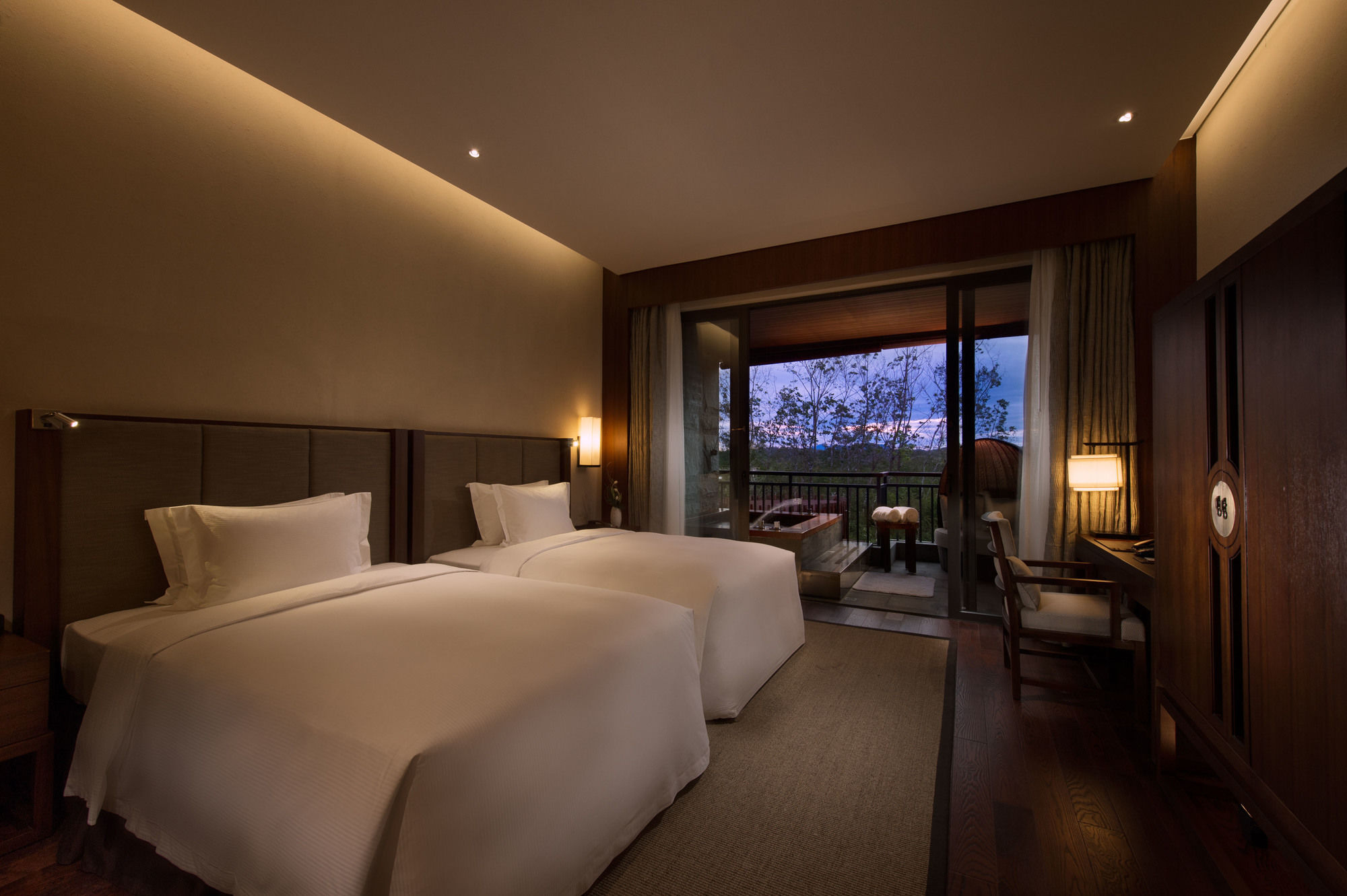 Doubletree Resort By Hilton Hotel Hainan - Qixianling Hot Spring Baoting Exterior photo